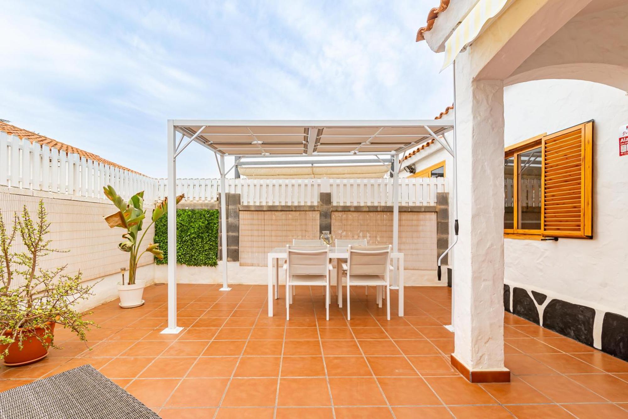 Canarian Holiday Home - Sunset Bungalow In Playa Del Ingles San Bartolomé Exteriér fotografie