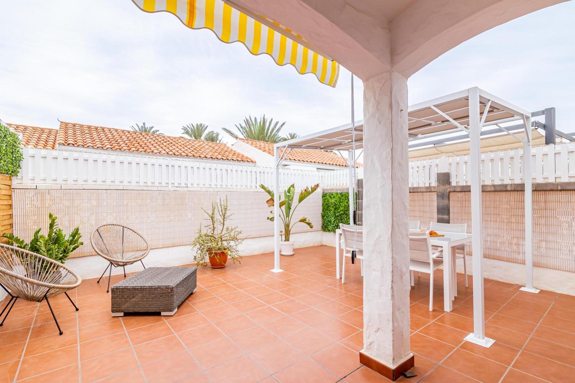 Canarian Holiday Home - Sunset Bungalow In Playa Del Ingles San Bartolomé Exteriér fotografie